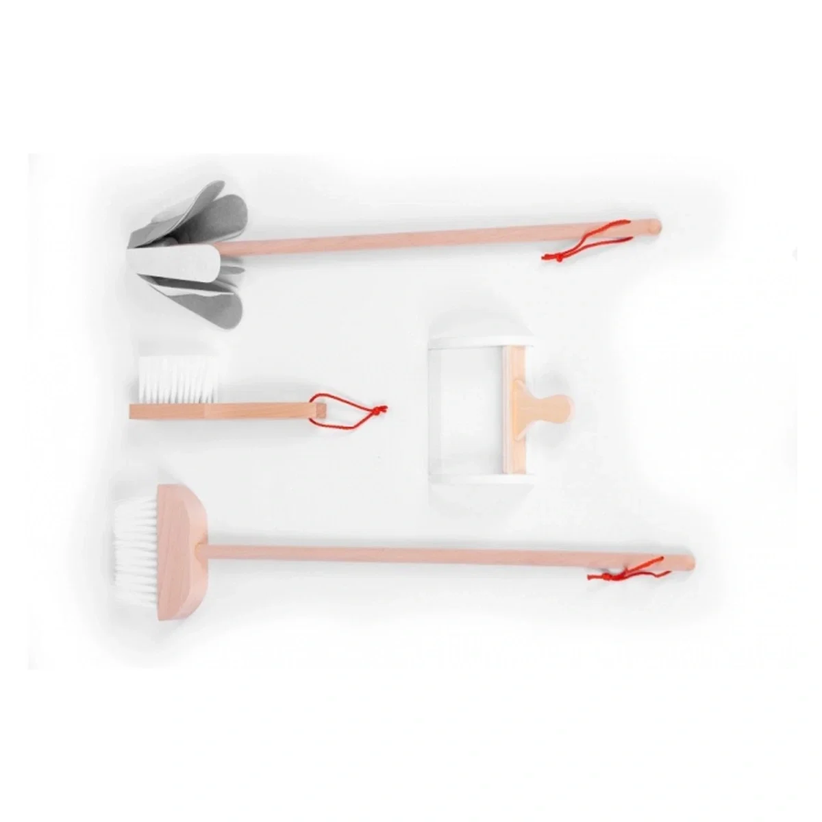 Antemergator din lemn cu aspirator si elemente pentru curatenie Ecotoys 1 an+ [7]