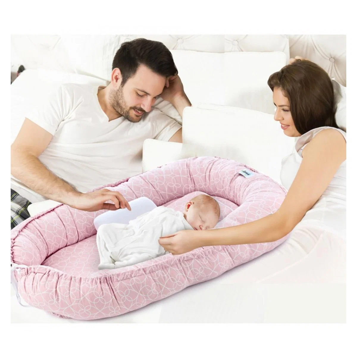 BabyNest BabyJem Between parents 6 luni [1]