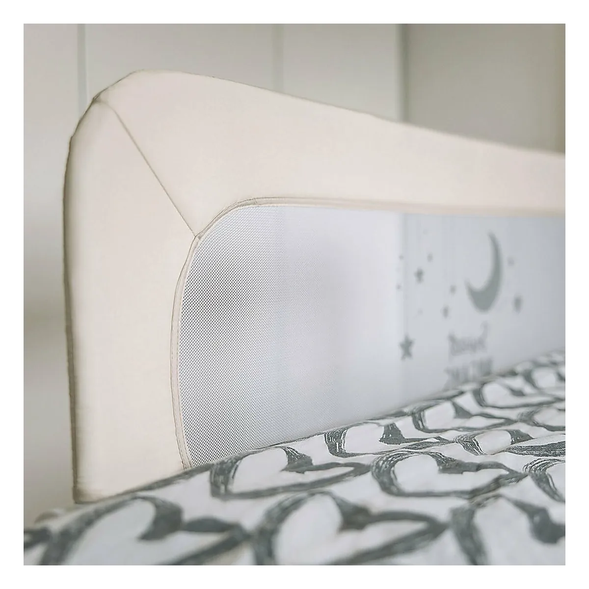 Bariera de protectie pentru pat bebe, Rabatabila, 135 x 57 cm, FreeON, Sweet Dreams, Light Beige 60 luni [2]