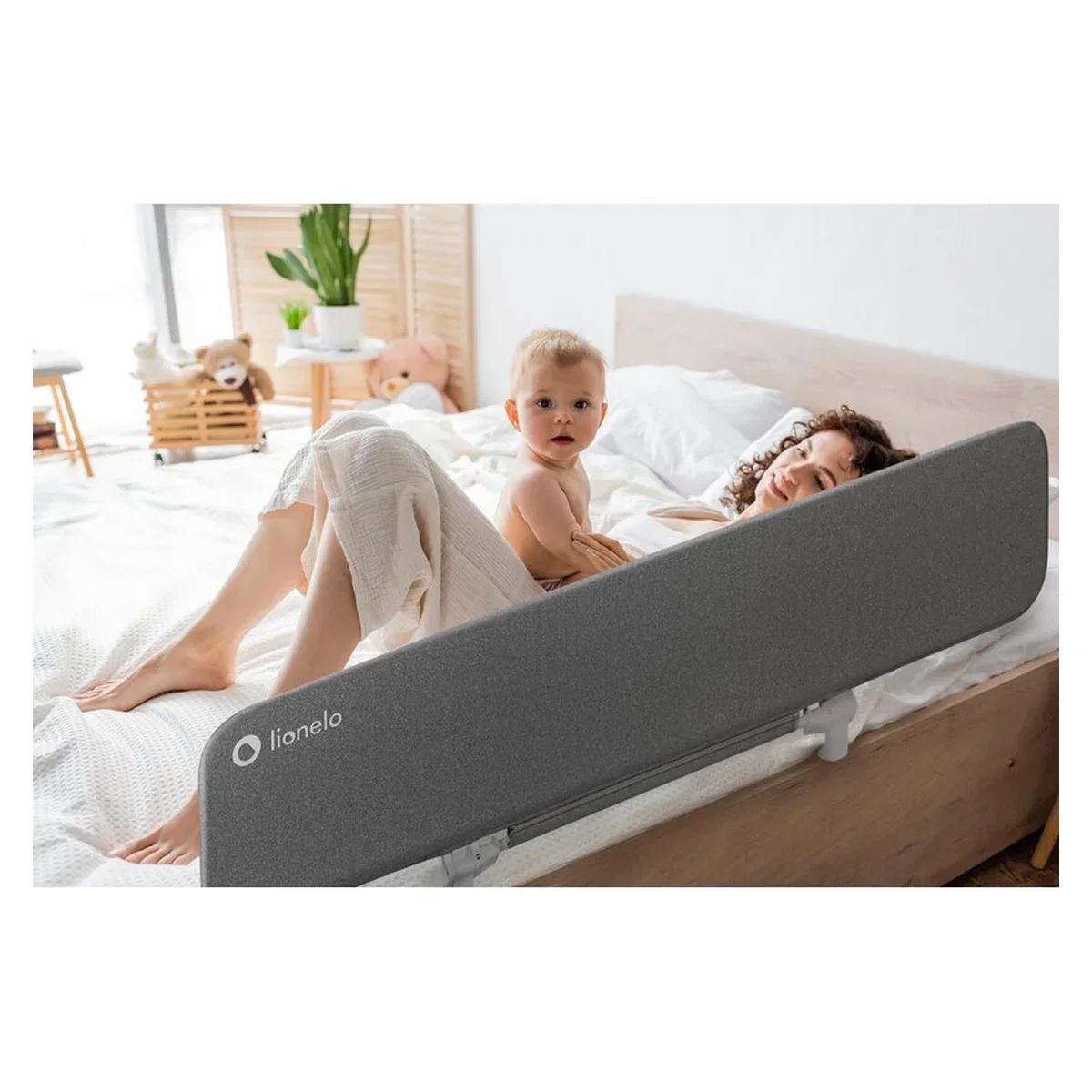 Bariera de protectie pentru pat, Lionelo, Lora XL, Pliabila, Sistem de blocare StandSafe, Geanta de transport inclusa, [25]