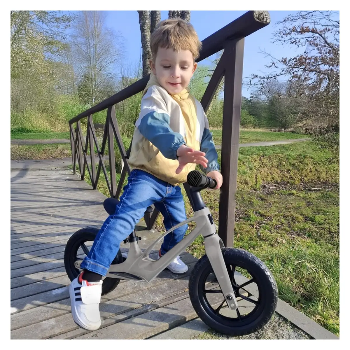 Bicicleta fara pedale, cadru magneziu, roti EVA, Kidwell VITO - Gri 2 ani+ [8]
