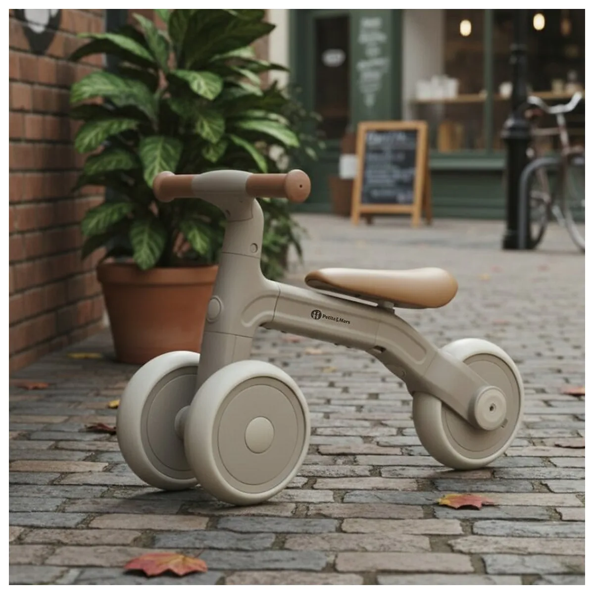 Bicicleta/tricicleta,3 in 1 Petite&Mars, Multifunctionala, Cu/fara pedale, Ghidon directionabil, Sa reglabila pe inaltime, 2.3 kg, Pana la 25 kg, 12-36 luni, Bej [11]