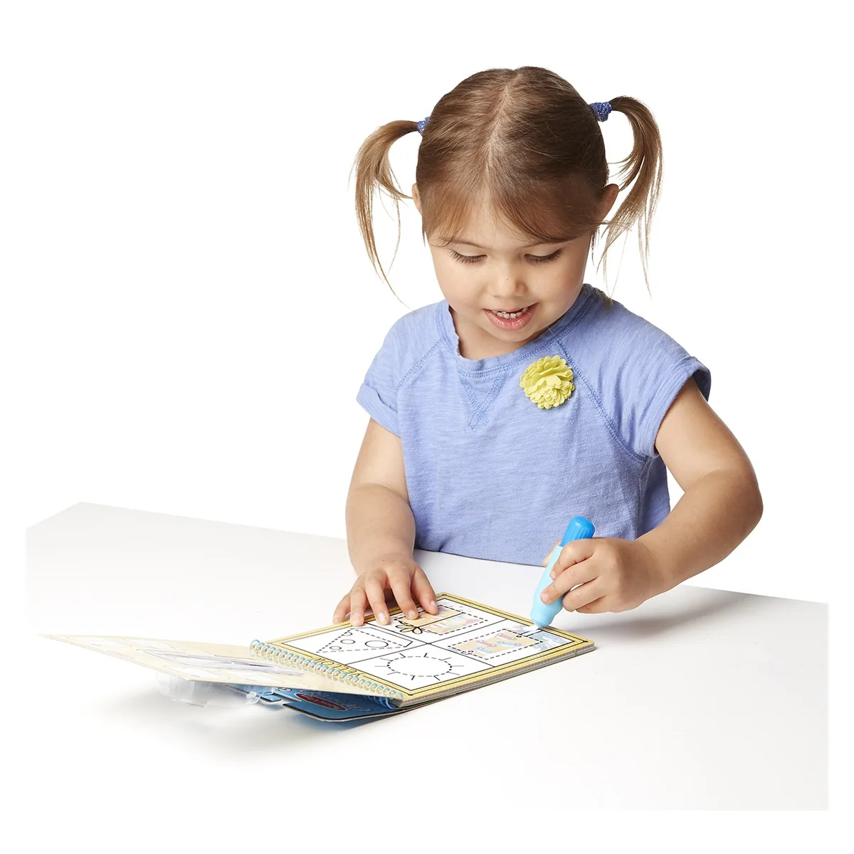 Carnet Apa magica Forme si culori - Melissa and Doug [1]