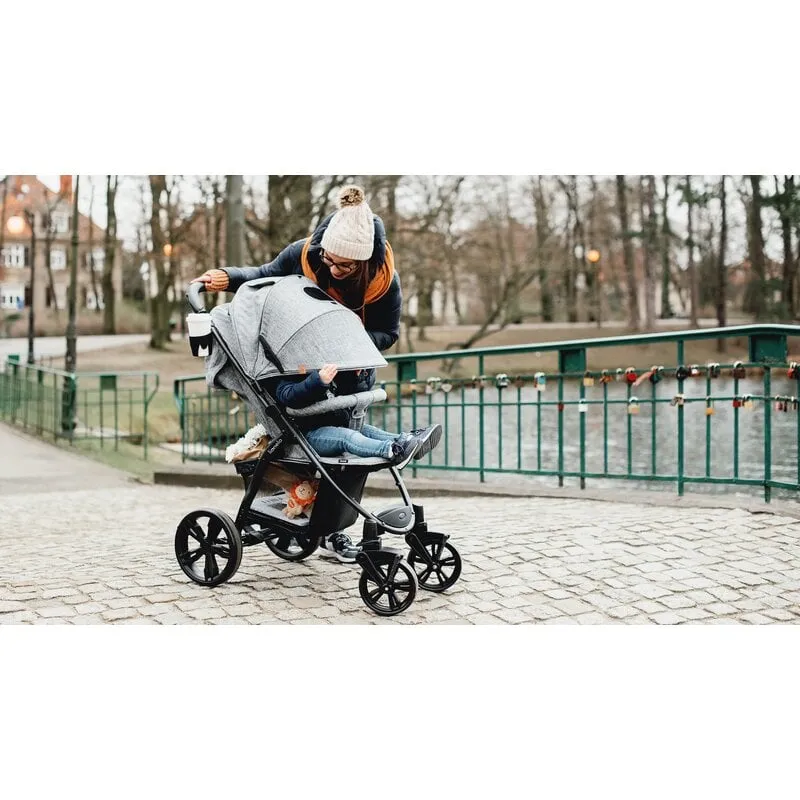 Carucior sport Annet Plus, De la nastere, Cu accesorii si capotina XXL reglabila, 0 - 22 Kg, Negru Lionelo [20]