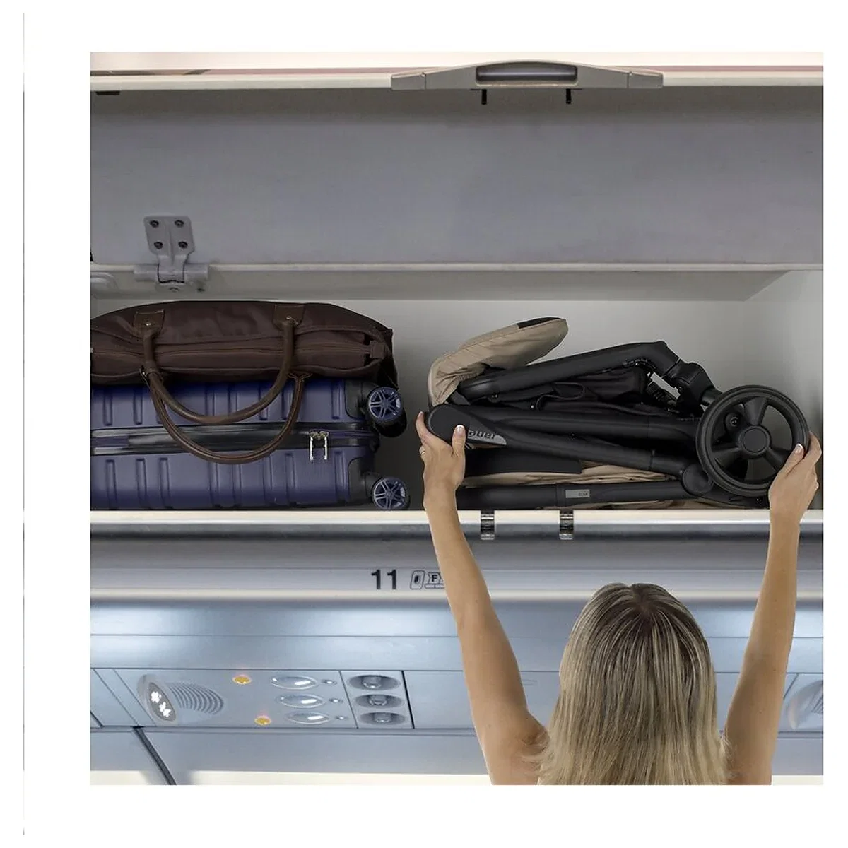 Carucior sport, Jane, Clap, Sistem compact de pliere care permite transportul caruciorului la bordul aeronavei, Cadru [7]