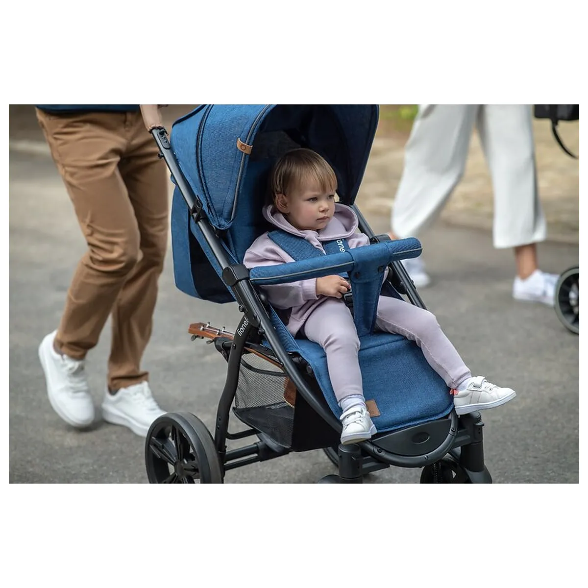 Carucior sport, Lionelo, Annet Plus, De la nastere, Cu accesorii si capotina XXL reglabila, 0 - 22 Kg, Conform cu [20]