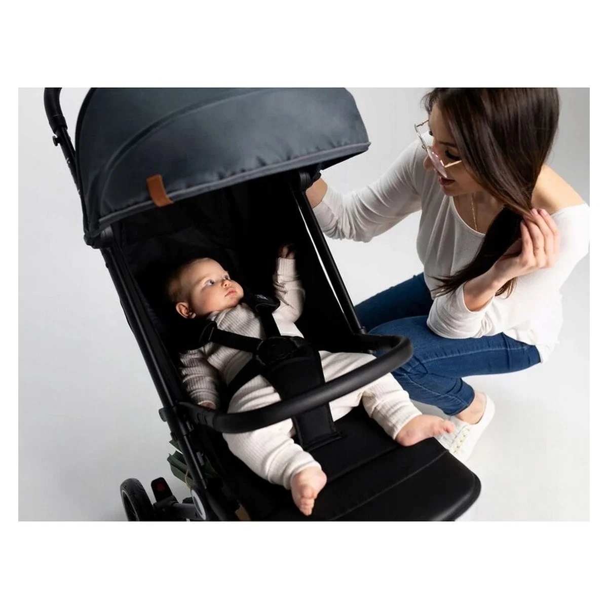 Carucior sport, Lionelo, Cloe, Cu accesorii, Pliere compacta pentru avion, cu o singura mana, 6 luni+, Gri [37]