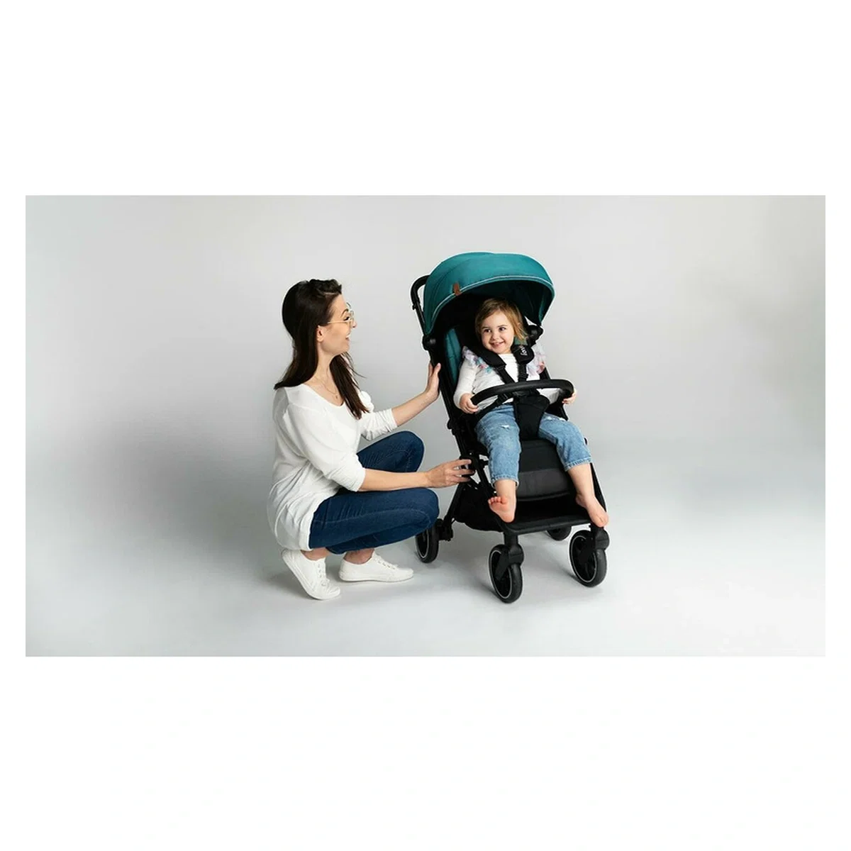 Carucior sport, Lionelo, Cloe, Cu accesorii, Pliere compacta pentru avion, cu o singura mana, 6 luni+, Gri [28]