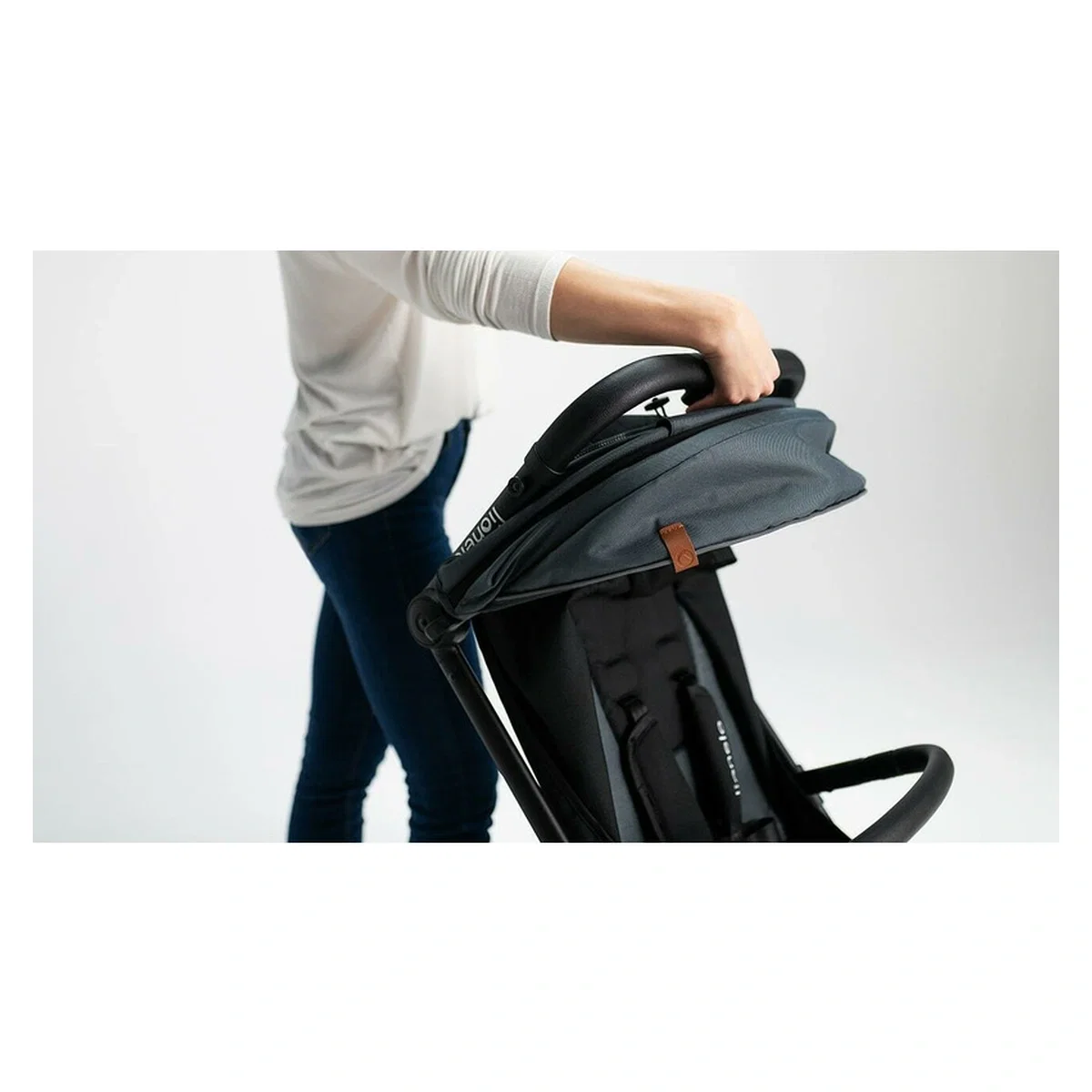 Carucior sport, Lionelo, Cloe, Cu accesorii, Pliere compacta pentru avion, cu o singura mana, 6 luni+, Gri [30]