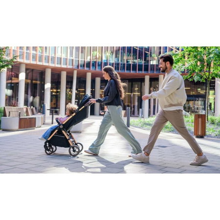 Carucior sport, Lionelo, Ingrid, Capotina impermeabila cu filtru UPF50+, Pana la 22 Kg, Include suport pahar si plasa de tantari, pliere automata, 6 luni+, [30]