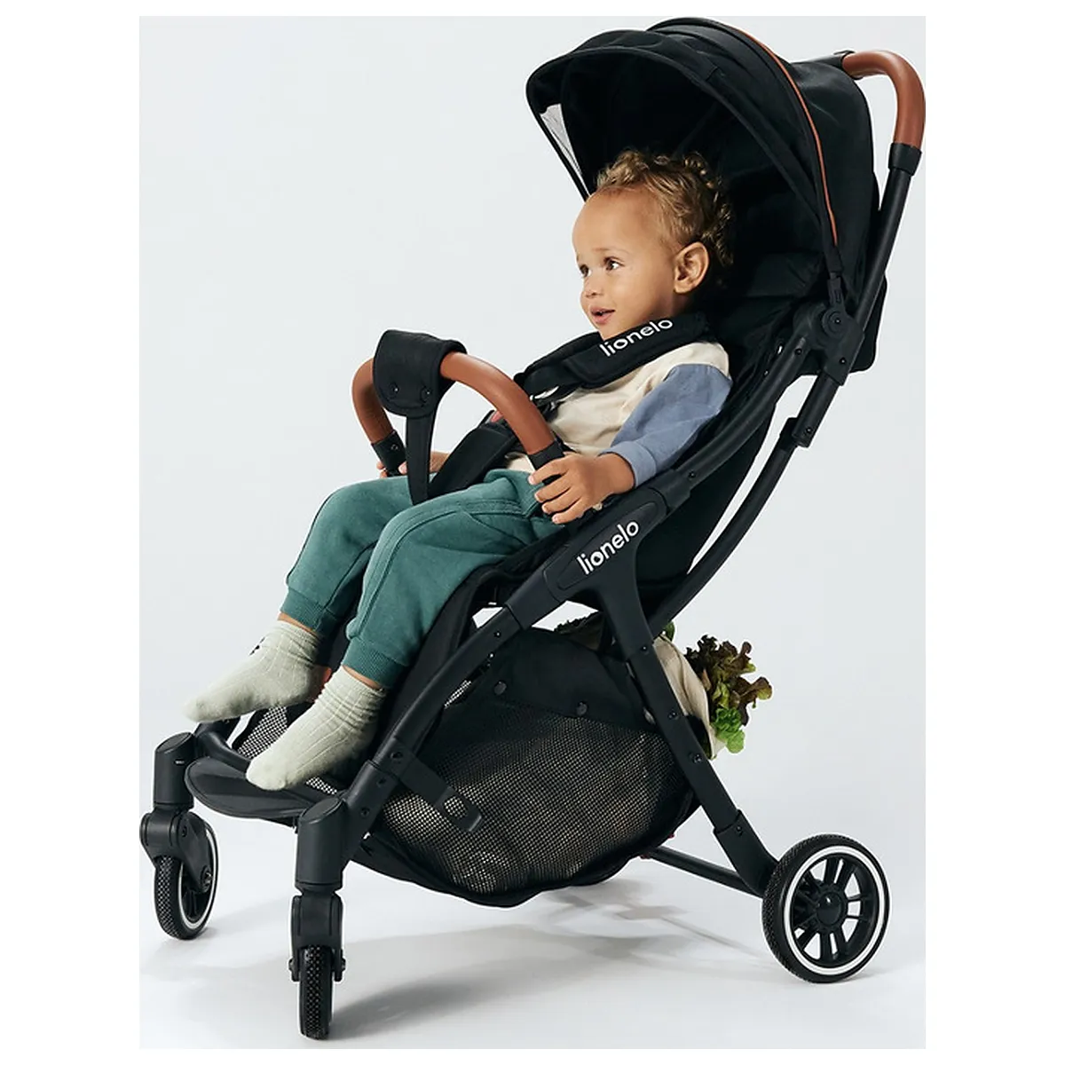 Carucior sport, Lionelo, Julie One, De la nastere, Greutate redusa, Cu accesorii, Cadru din aluminiu, 0-22 kg, Pliere [17]
