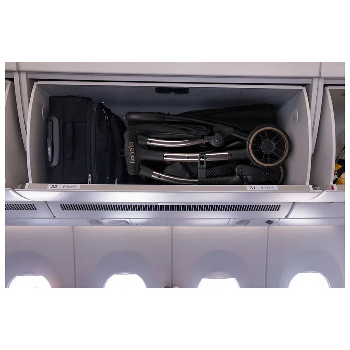 Carucior sport, Lionelo, Julie One, De la nastere, Greutate redusa, Cu accesorii, Cadru din aluminiu, 0-22 kg, Pliere [21]