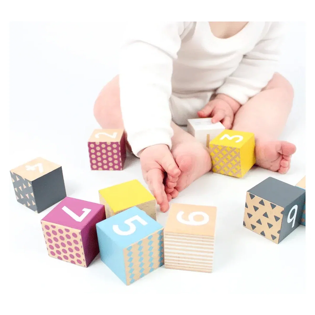 Cuburi din lemn - Invat sa numar, BIGJIGS Toys 6 luni+ [1]
