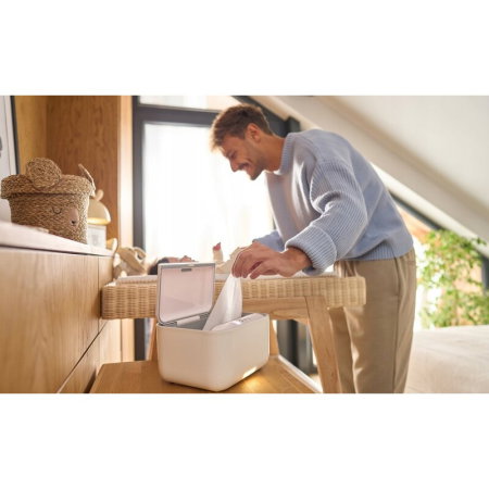 Incalzitor servetele umede, Lionelo, Babybliss, Cu 3 setari de temperatura, Panou de control cu ecran tactil, Fara BPA, White [19]