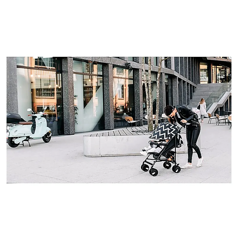 Lionelo - Carucior sport Elia Oslo, Cu husa de picioare, Cu plasa de tantari, Conform cu standardul european de [19]