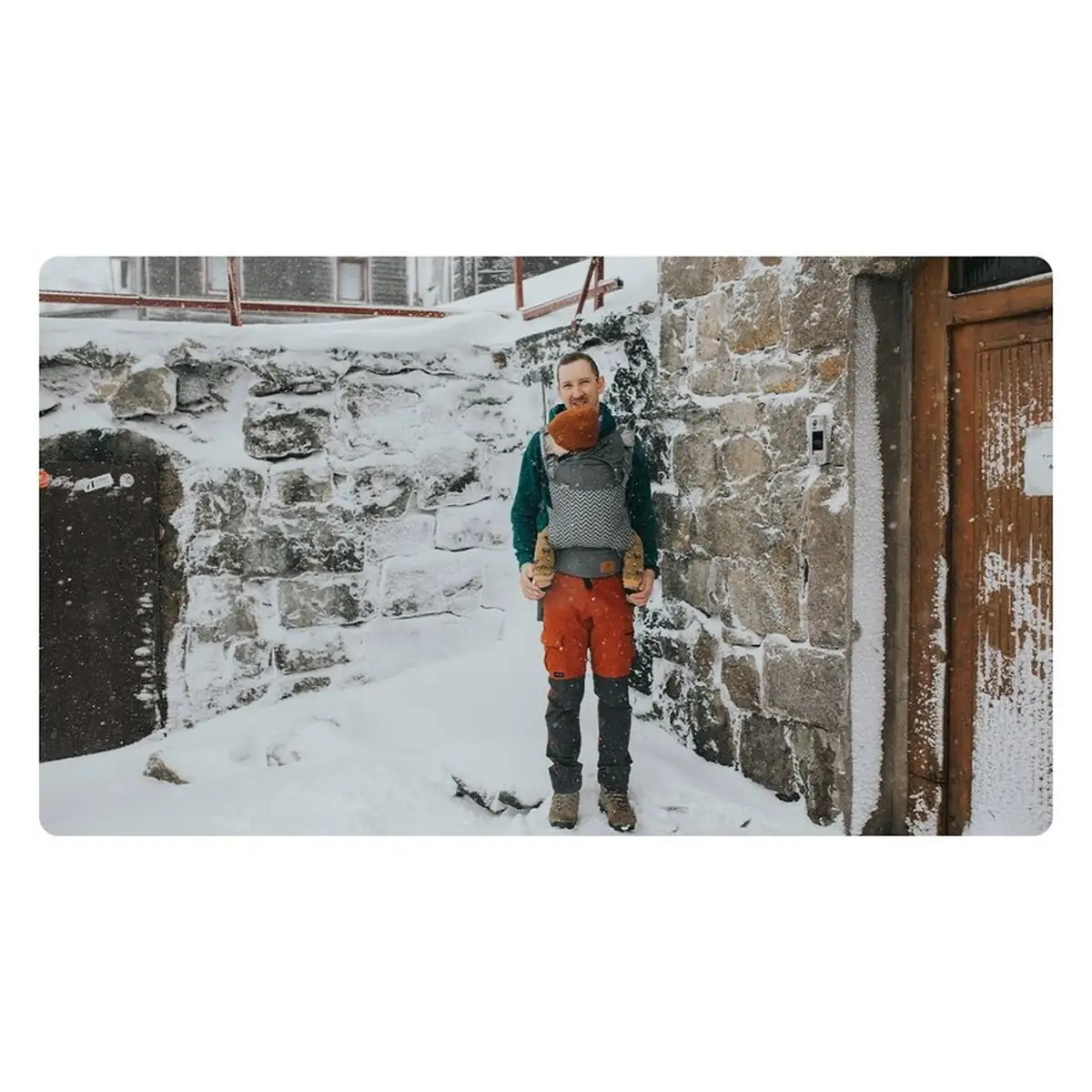 Marsupiu ergonomic Margareet, Cu 3 pozitii de transport, Cu gluga, Pana la 20 Kg, Aprobat de Institutul International [22]