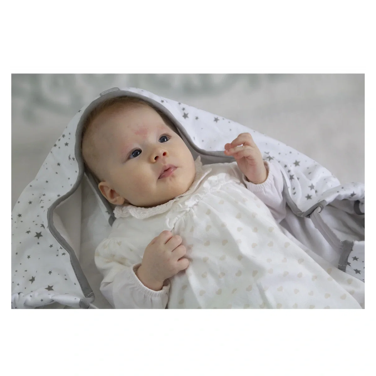 Paturica cu sistem multifunctional BabyJem Carrier Alb pentru transport bebelusi [5]