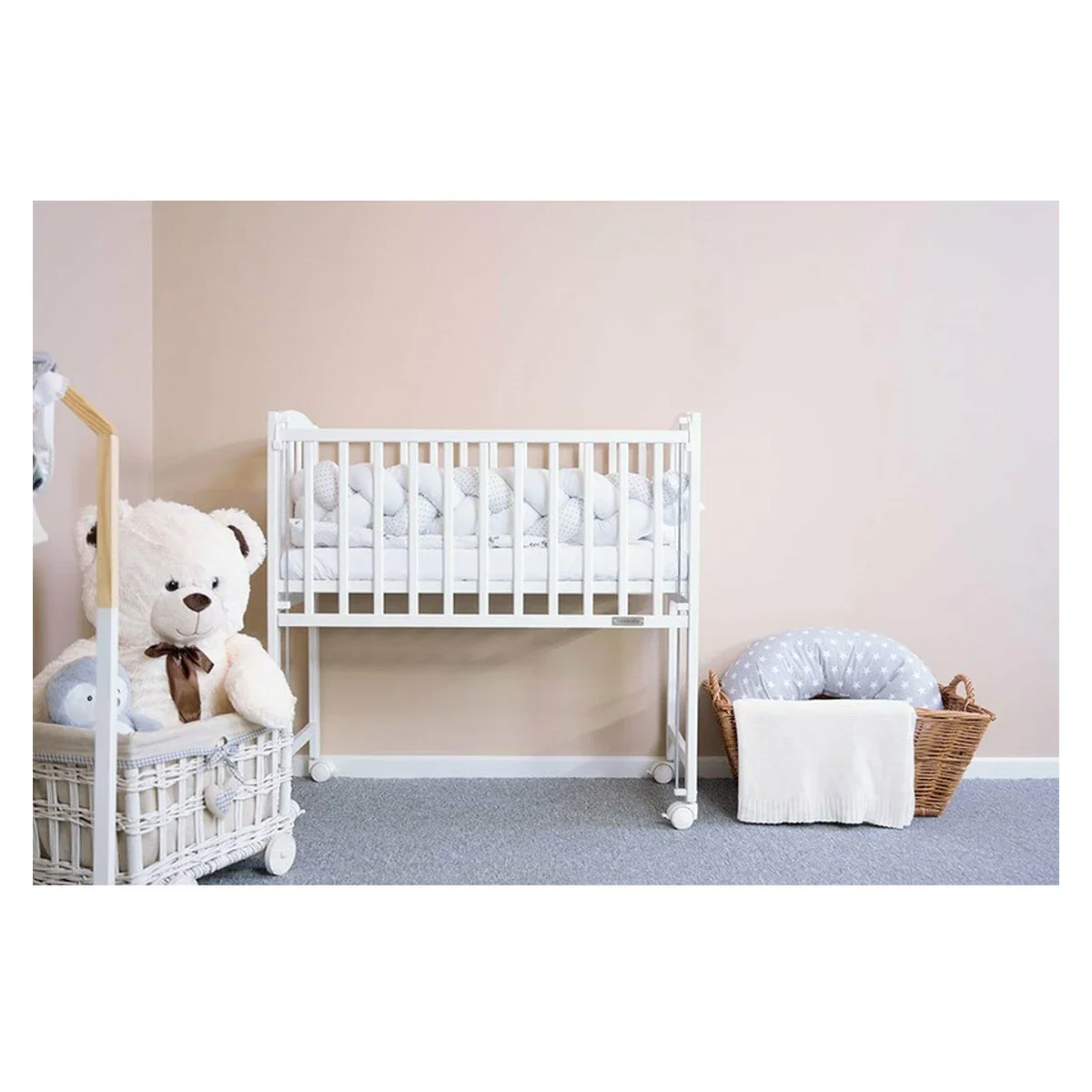 Patut din lemn bebe, 90x40 cm, Cu laterala culisanta, roti, White, New Baby, Mateo 0 luni+ [6]