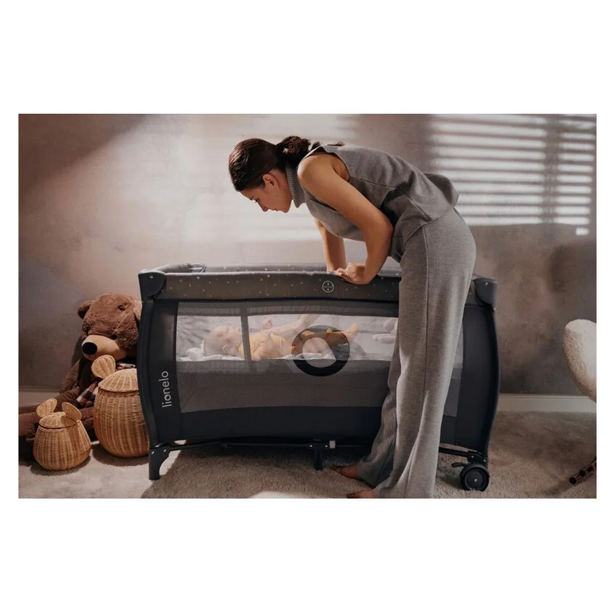 Patut pliant, Lionelo, Stefi Plus, Cu doua nivele, Cu intrare laterala cu fermoar, 2 roti, 120x60 cm, Gri 36 luni [28]