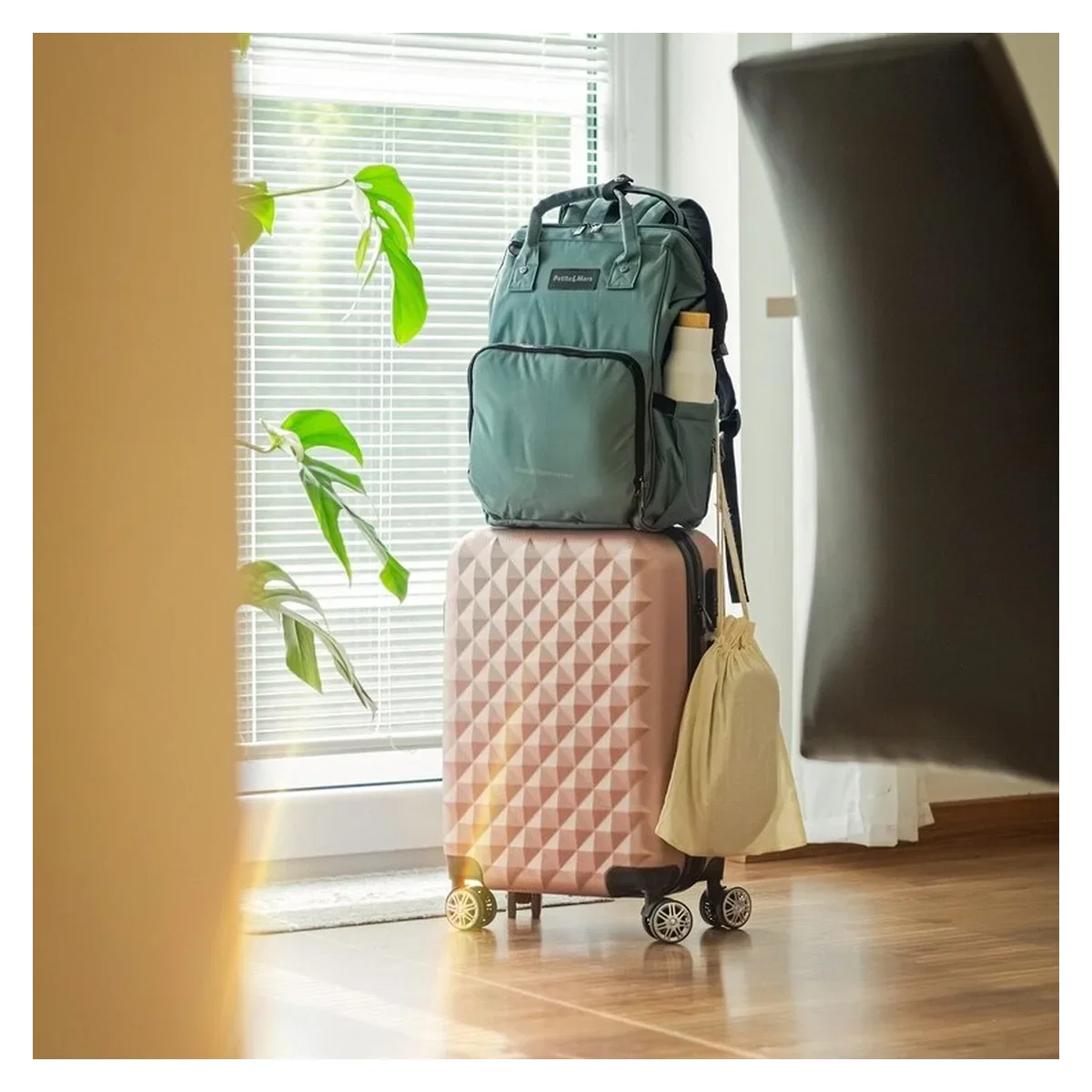 Rucsac pentru mamici, Petite&Mars, Jack, 30 x 42 x 15 cm, Ultimate Grey [13]