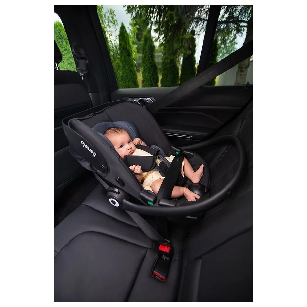Scoica auto, Lionelo, i-Size Astrid, 0-13 Kg, 40-87 cm, Testat ADAC, Bej [28]