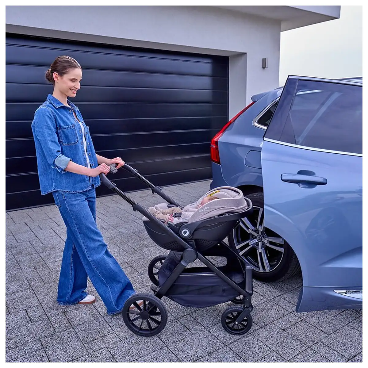 Scoica auto, Lionelo, Moxie, i-Size, 40-87 cm, Tetiera reglabila, intarita cu spuma de memorie, Carcasa ventilata, Din [21]