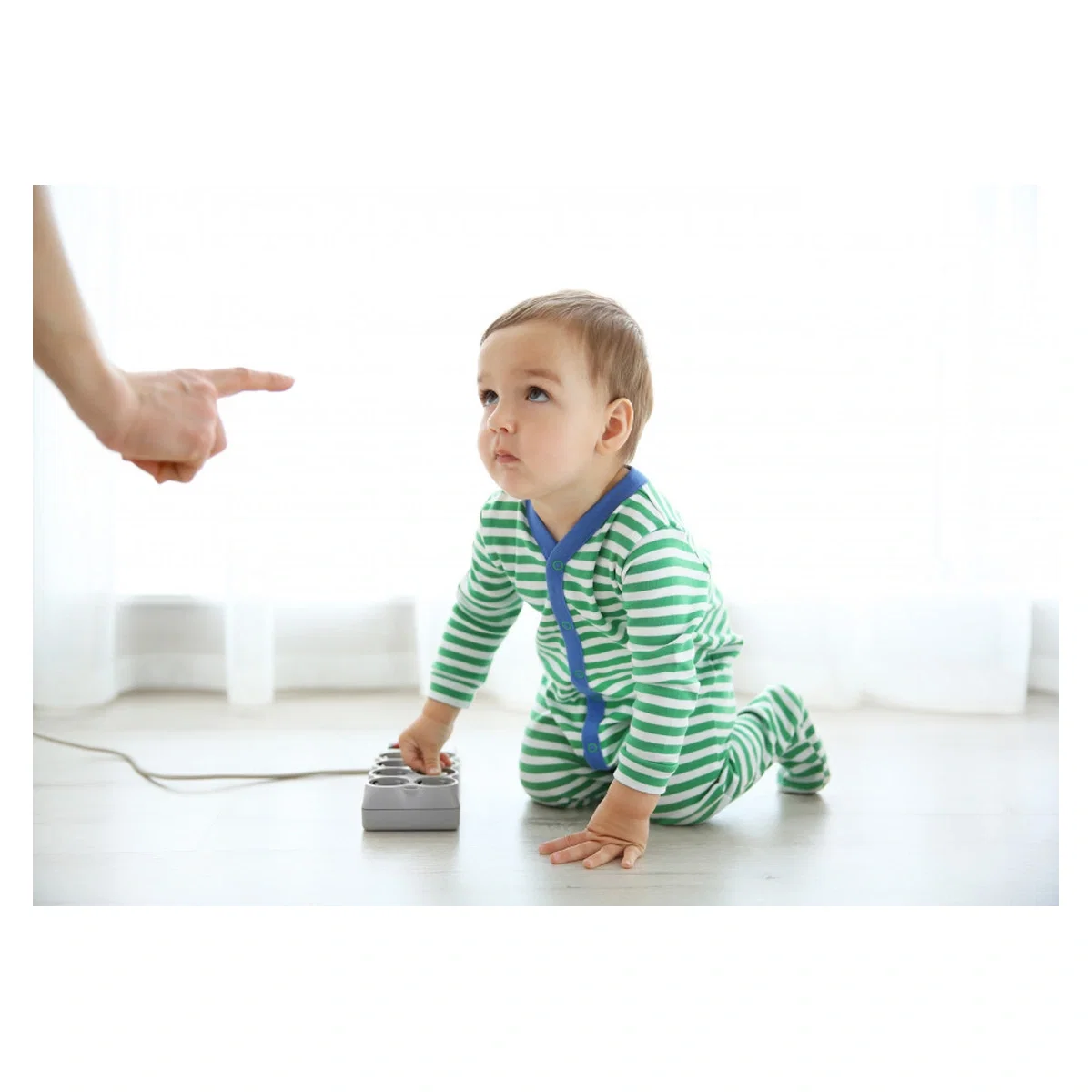 Set 26 protectii pentru mobilier BabyJem Home Safety Kit [2]