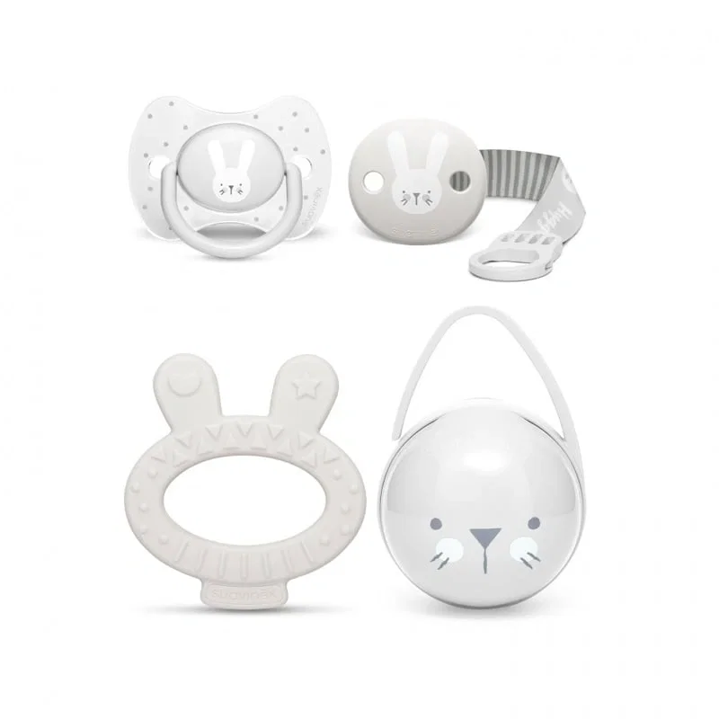 Suzete si lanturi - Set cadou 4 articole, iepuras gri, Hygge Suavinex 6 luni