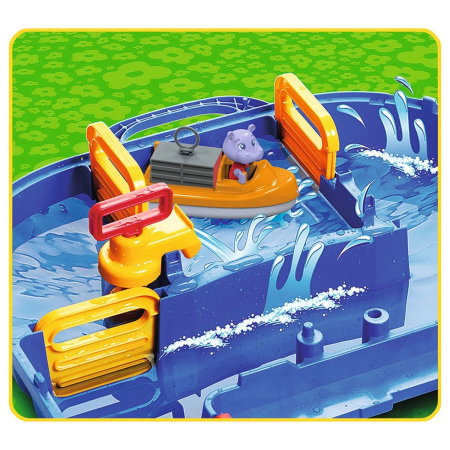 Set de joaca cu apa AquaPlay Mega Lock Box 3 ani + [10]