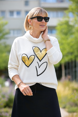 Noutati - Bluza dama alba cu imprimeu inimioare