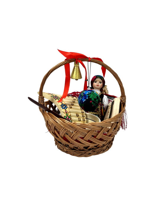 Coș cadou-2 cu produse lucrate manual – un dar autentic, plin de tradiție [4]