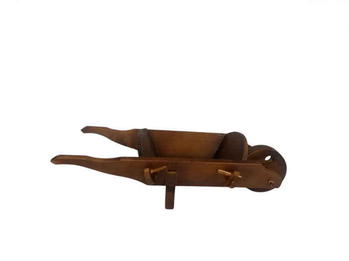 Roabă din Lemn – Decor Rustic Autentic [1]