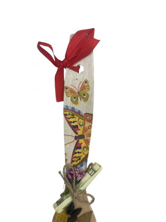 Spatulă din lemn pictată și decorată – piesă de decor cu farmec tradițional [2]