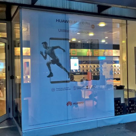 Wide roll to roll - Window Graphics Premium