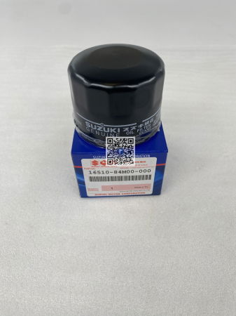 Trunk with car parts - OIL FILTER - Suzuki 16510-84M00-000