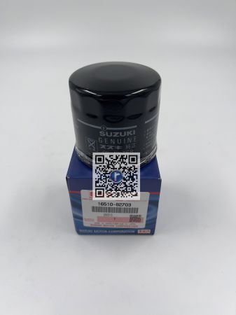 Trunk with car parts - OIL FILTER - 16510-82703-000