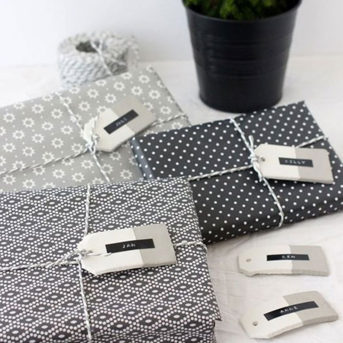 Aparat etichetat DYMO Omega si in total 4 role de etichete 3D embosabile DY12748 S0717950TRC [18]