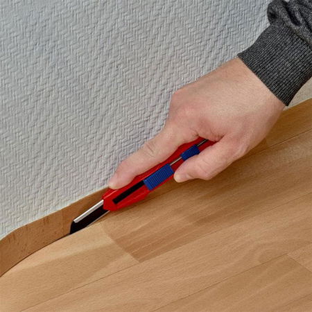 Universal cutter with guide KNIPEX CutiX 90 10 165 BK [1]