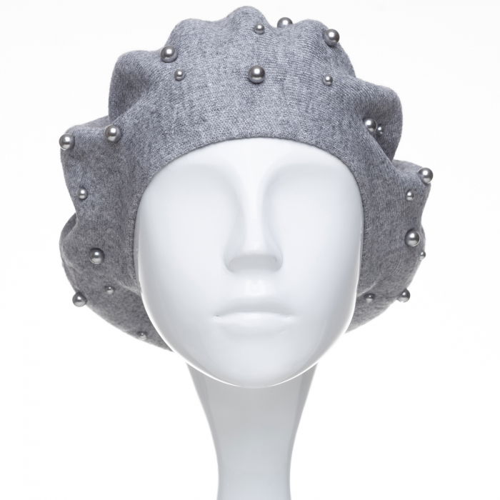 Bereta gri clasica, cu perle fine aplicate pe toata suprafata, din bumbac si lana [2]