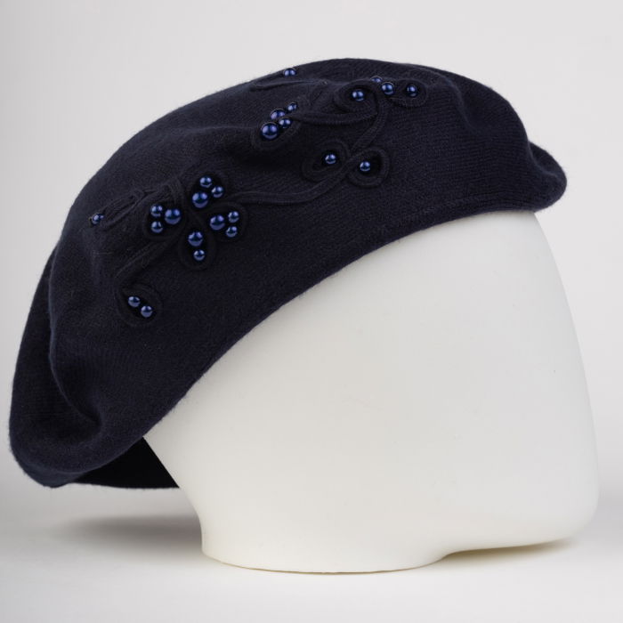Bereta bleumarin chic, cu decoratiune tricotata si insertii de perle, din bumbac si lana [2]