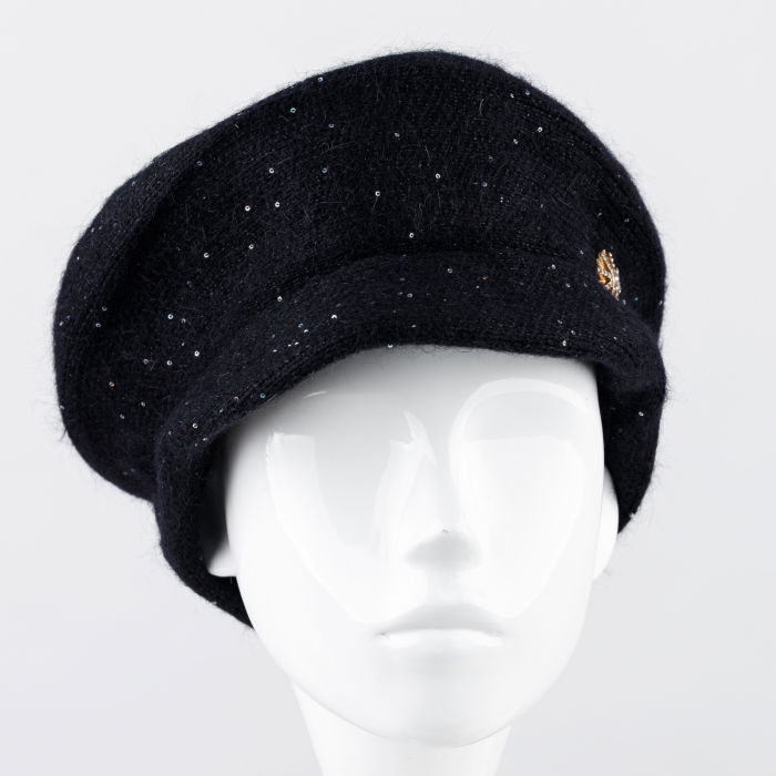 Bereta neagra cu cozoroc mic si paiete foarte fine pe toata suprafata, captusita [2]