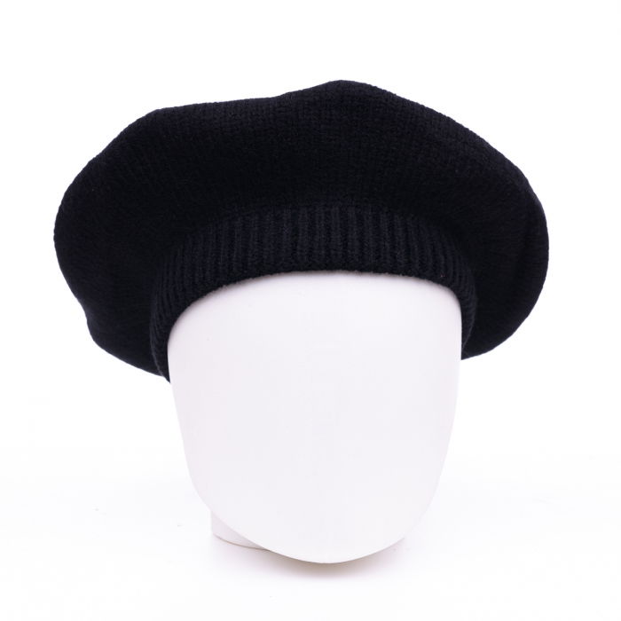 Bereta neagra cu model tricotaj simplu cu clini, din lana [2]