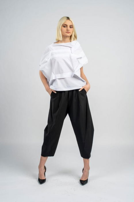 Bluza alba asimetrica, extravaganta, din bumbac satinat [3]