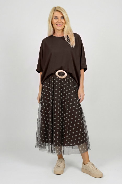 Bluza maro din jerseu fin din tencel, cu maneca fluture