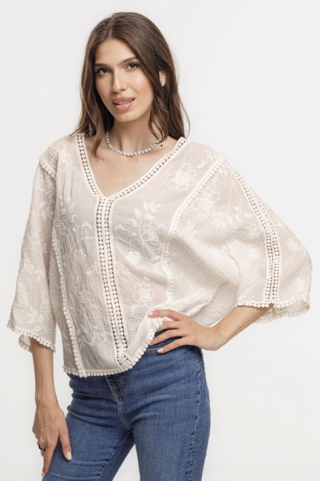 Bluza brodata cu maneca fluture din dantela de bumbac, bej