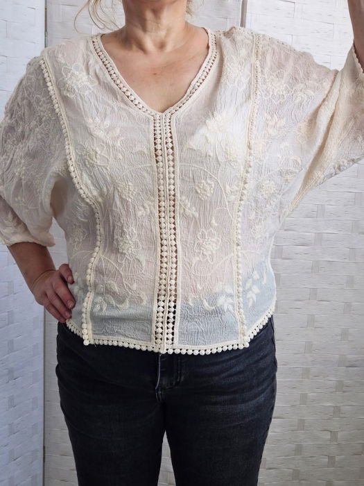 Bluza brodata cu maneca fluture din dantela de bumbac, bej [5]