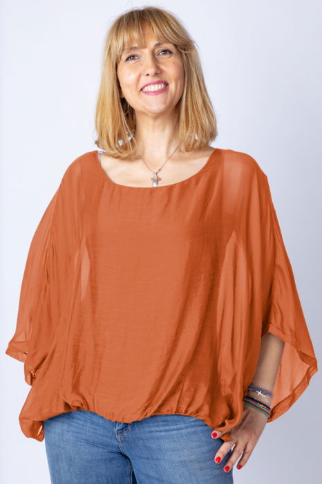 Bluza caramizie din matase si vascoza cu maneca fluture