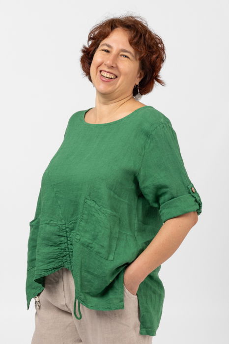 Bluza din in verde, asimetrica, cu siret pe fata [3]