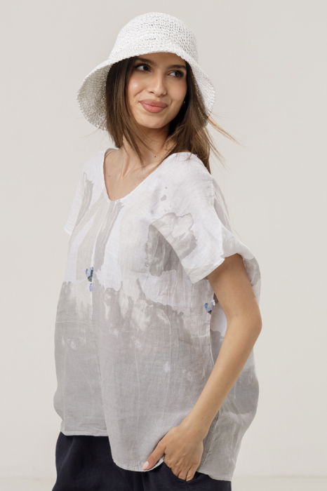 Bluza din in oversize cu funda la spate si imprimeu floral stilizat pastel, pe fond alb [2]