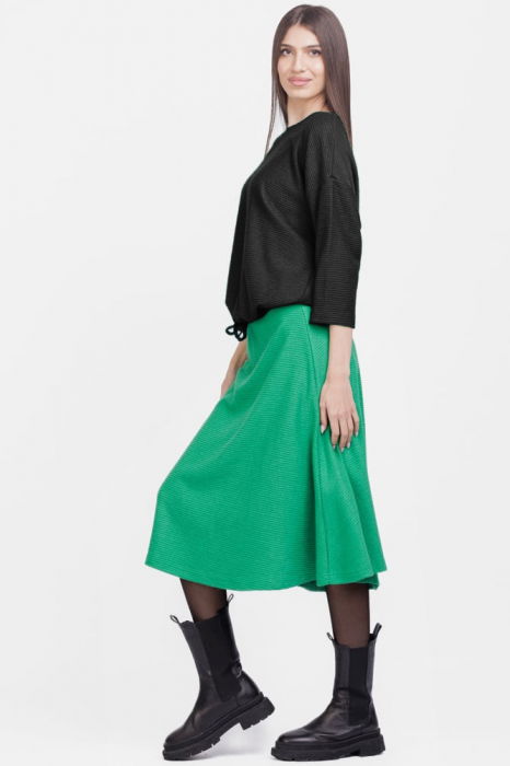 Bluza din jerseu embosat de vascoza cu snur la baza, neagra [2]